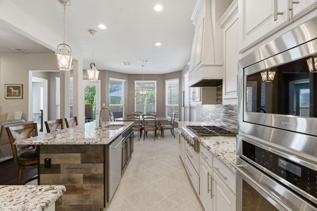 400 Ridgewood Drive, Lewisville, TX 75067