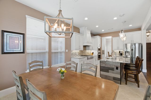 400 Ridgewood Drive, Lewisville, TX 75067