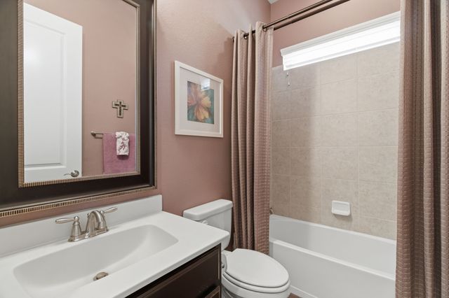 400 Ridgewood Drive, Lewisville, TX 75067