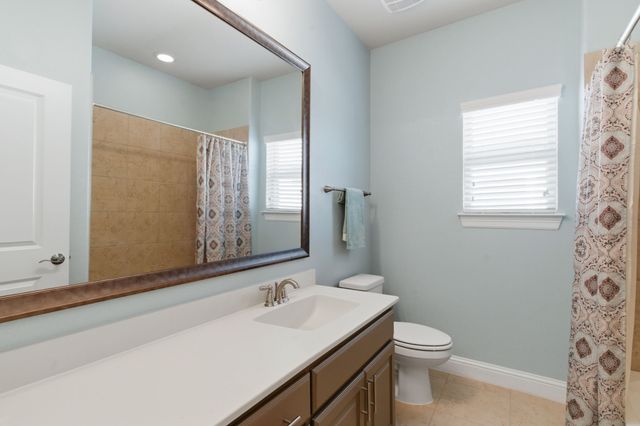 400 Ridgewood Drive, Lewisville, TX 75067