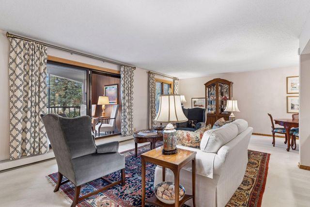 8430 Pennsylvania Road 113, Bloomington, MN 55438