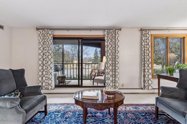 8430 Pennsylvania Road 113, Bloomington, MN 55438