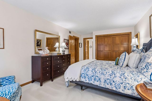 8430 Pennsylvania Road 113, Bloomington, MN 55438