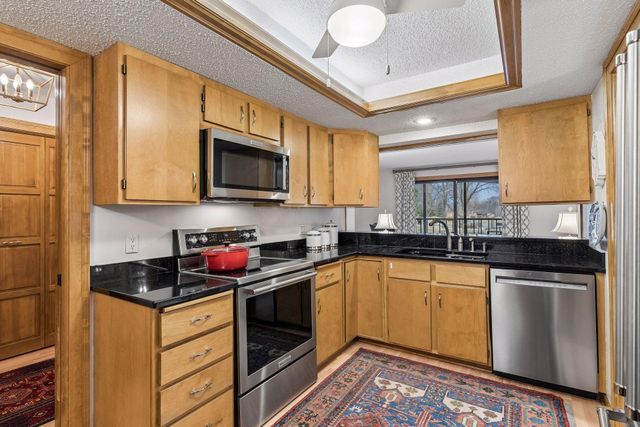 8430 Pennsylvania Road 113, Bloomington, MN 55438