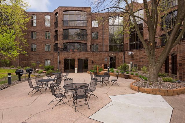 8430 Pennsylvania Road 113, Bloomington, MN 55438