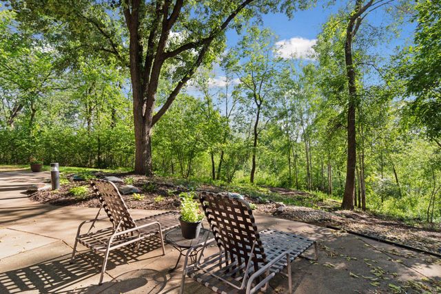 8430 Pennsylvania Road 113, Bloomington, MN 55438