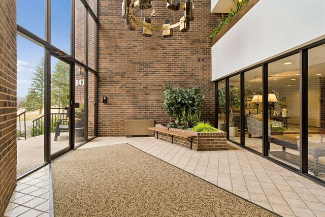 8430 Pennsylvania Road 113, Bloomington, MN 55438