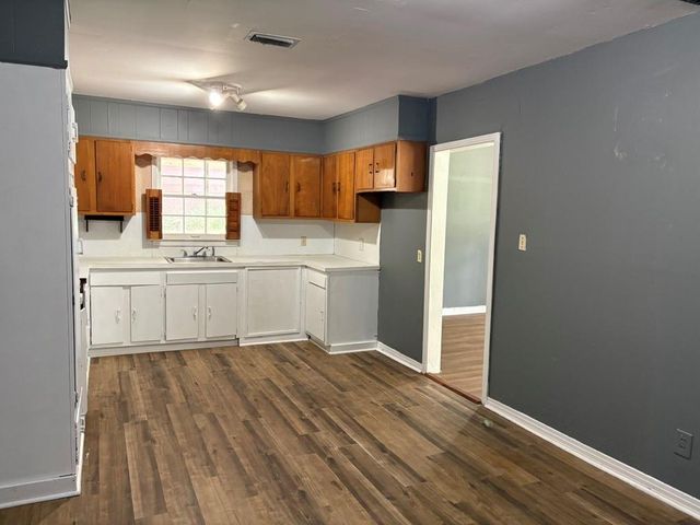 701 Lilac Avenue, Mobile, AL 36606