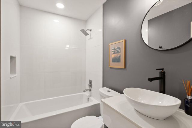 5513 WESTCLIFF CT, Burke, VA 22015