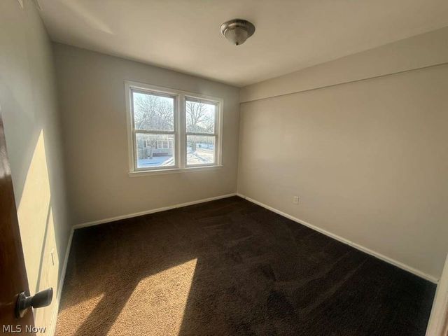 2027 Warrensville Center Road 6, South Euclid, OH 44121