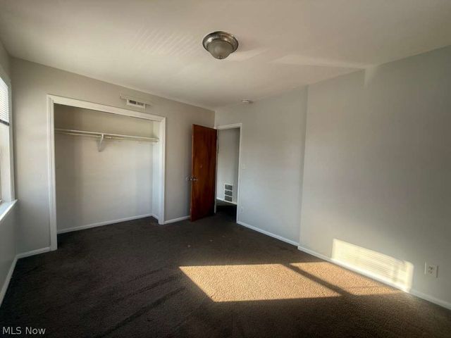 2027 Warrensville Center Road 6, South Euclid, OH 44121