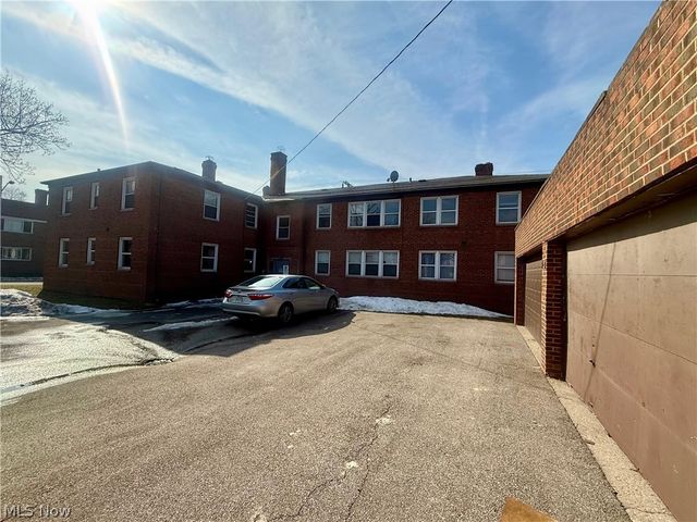 2027 Warrensville Center Road 6, South Euclid, OH 44121