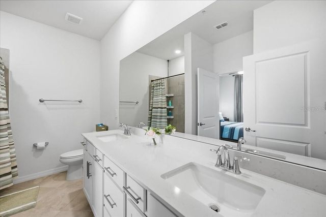 19116 SCALLOP LOOP 301, Bradenton, FL 34211