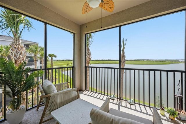 19116 SCALLOP LOOP 301, Bradenton, FL 34211