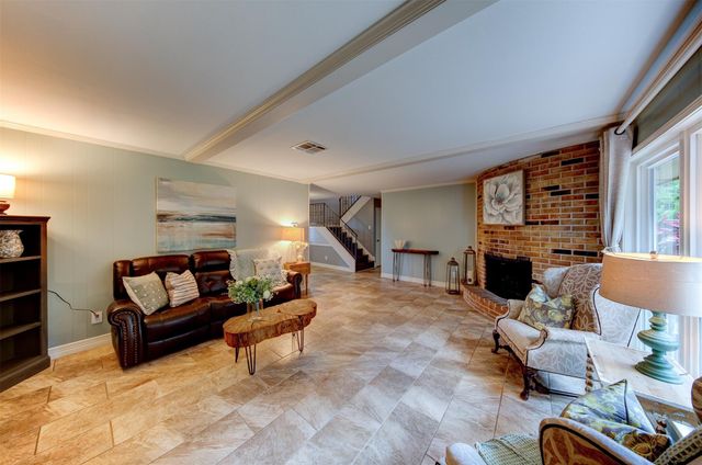 5109 Oak Court, Dickinson, TX 77539