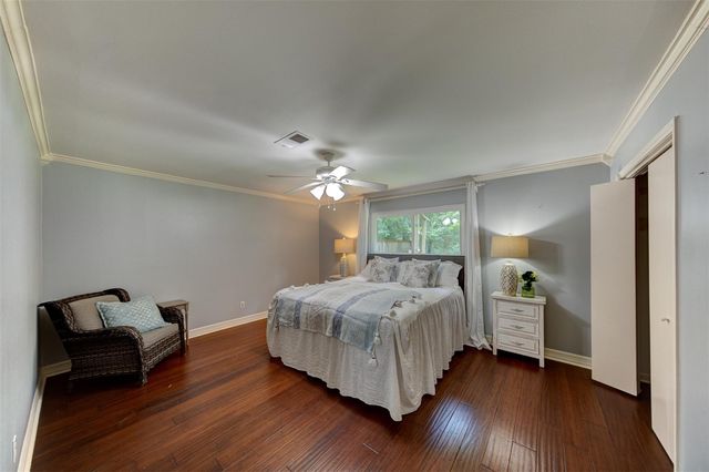 5109 Oak Court, Dickinson, TX 77539