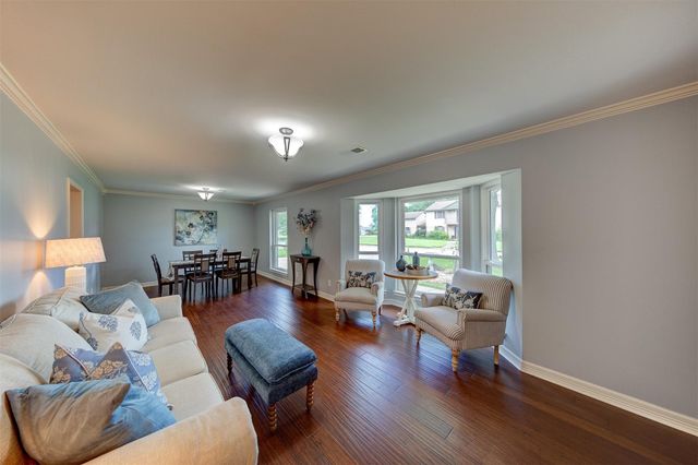5109 Oak Court, Dickinson, TX 77539
