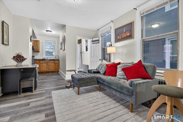 393 Orchard Street, New Haven, CT 06511