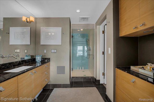 411 S Old Woodward Avenue 608, Birmingham, MI 48009