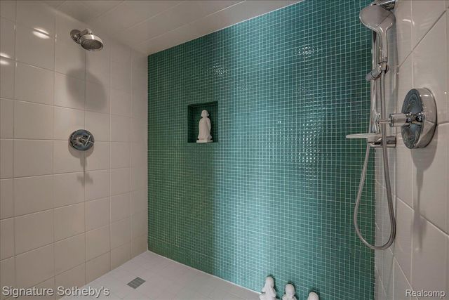 411 S Old Woodward Avenue 608, Birmingham, MI 48009