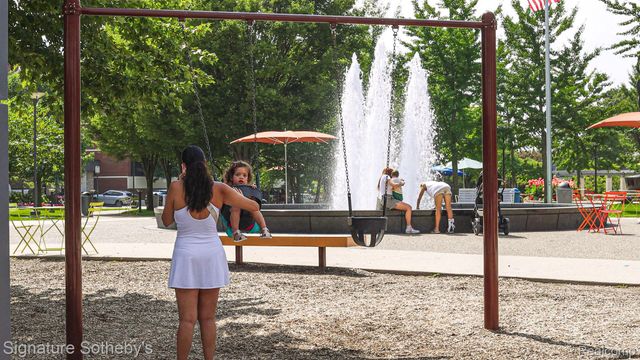 411 S Old Woodward Avenue 608, Birmingham, MI 48009