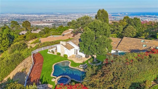 67 Eastfield, Rolling Hills, CA 90274