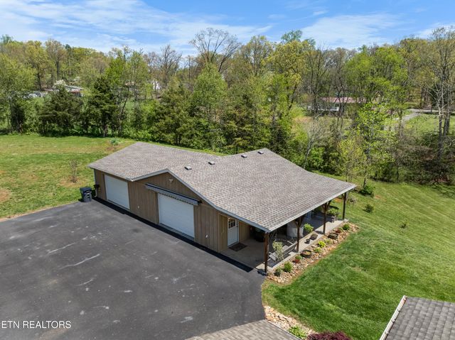 1320 Lower English Creek Rd, Newport, TN 37821