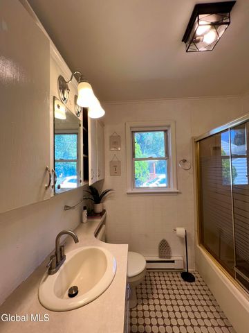 125 Joslen Boulevard, Hudson, NY 12534