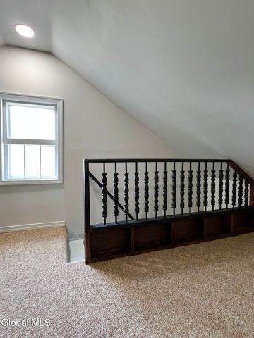 125 Joslen Boulevard, Hudson, NY 12534