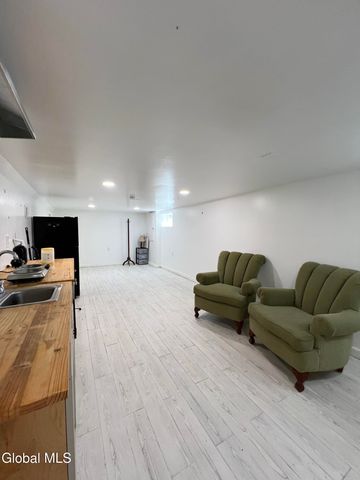 125 Joslen Boulevard, Hudson, NY 12534