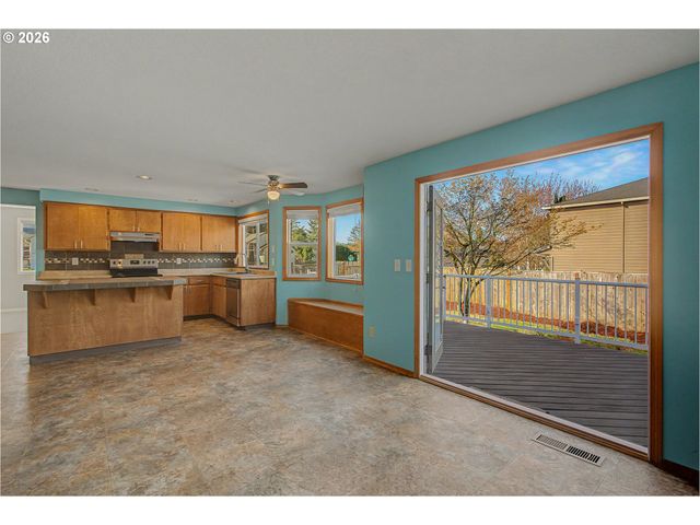 18281 Nw CAMBRAY St, Beaverton, OR 97006