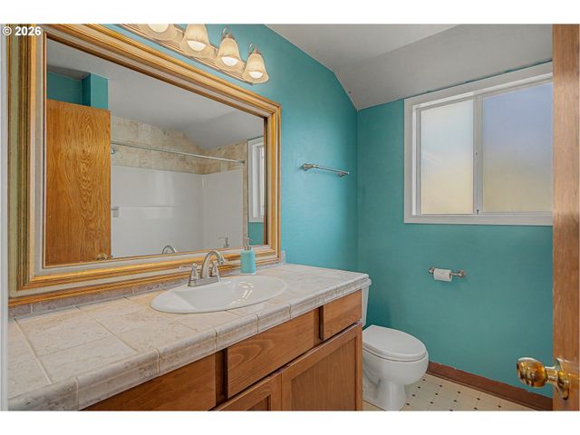 18281 Nw CAMBRAY St, Beaverton, OR 97006