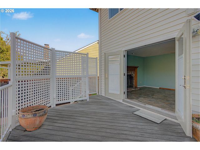 18281 Nw CAMBRAY St, Beaverton, OR 97006