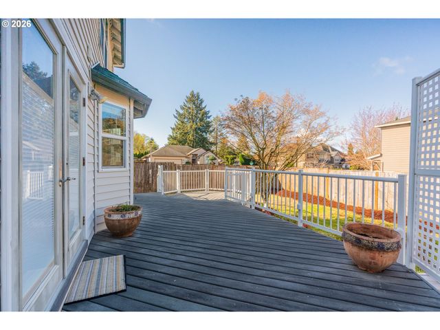 18281 Nw CAMBRAY St, Beaverton, OR 97006