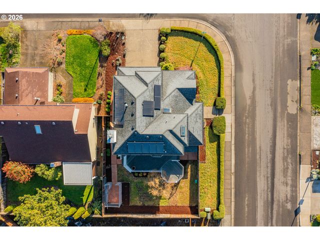 18281 Nw CAMBRAY St, Beaverton, OR 97006