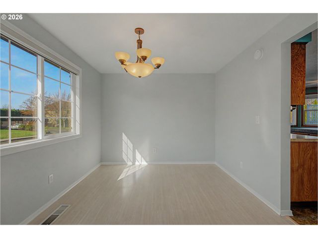 18281 Nw CAMBRAY St, Beaverton, OR 97006