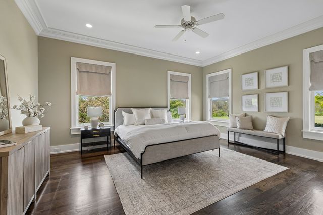 111 Harlinsdale Ct, Franklin, TN 37069