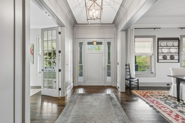 111 Harlinsdale Ct, Franklin, TN 37069