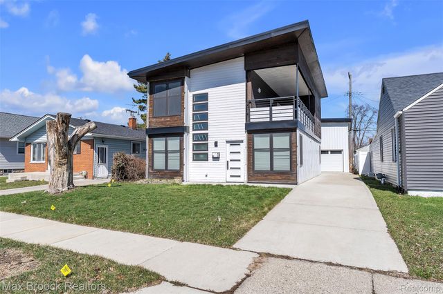 51 E Shevlin Avenue, Hazel Park, MI 48030