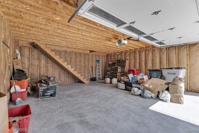 51 E Shevlin Avenue, Hazel Park, MI 48030