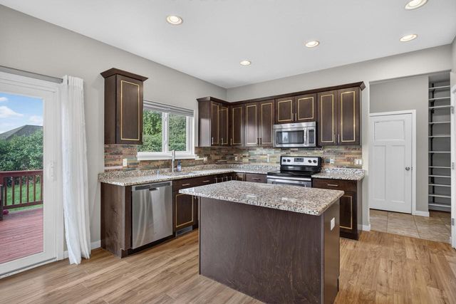 1369 Heritage Lane, Sun Prairie, WI 53590