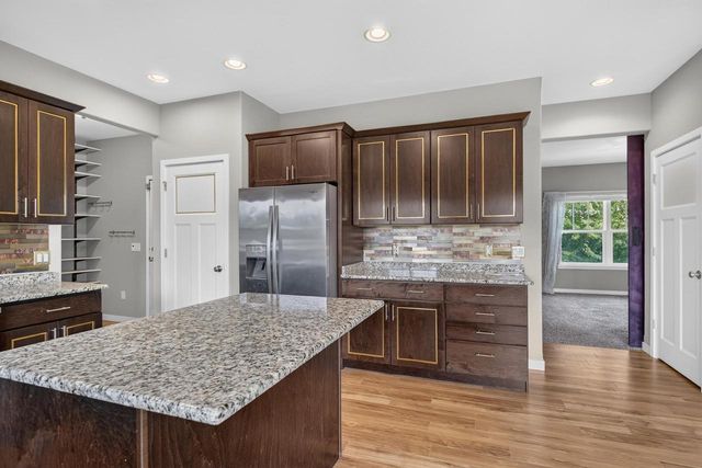 1369 Heritage Lane, Sun Prairie, WI 53590