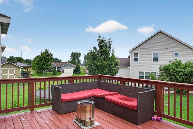 1369 Heritage Lane, Sun Prairie, WI 53590