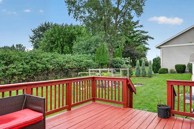 1369 Heritage Lane, Sun Prairie, WI 53590