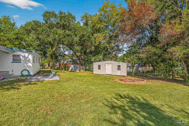 6100 Fairview Dr, Pensacola, FL 32505