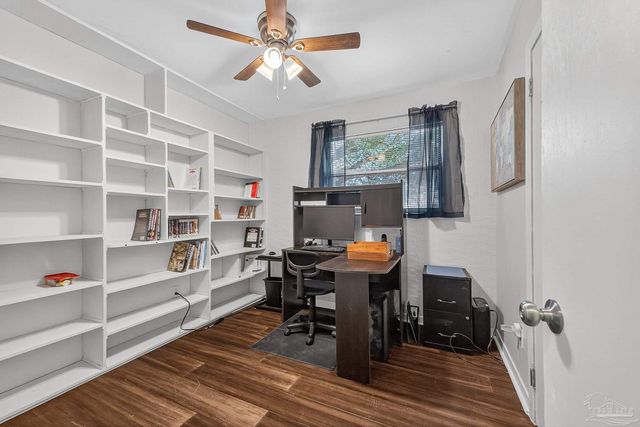 6100 Fairview Dr, Pensacola, FL 32505