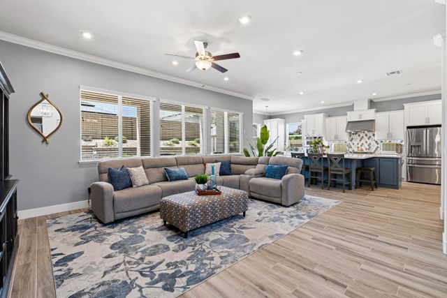 5625 Tuckeroo Way, Fair Oaks, CA 95628