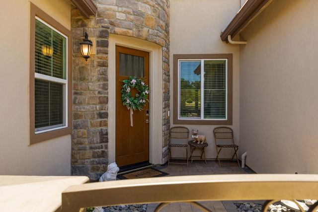 5625 Tuckeroo Way, Fair Oaks, CA 95628