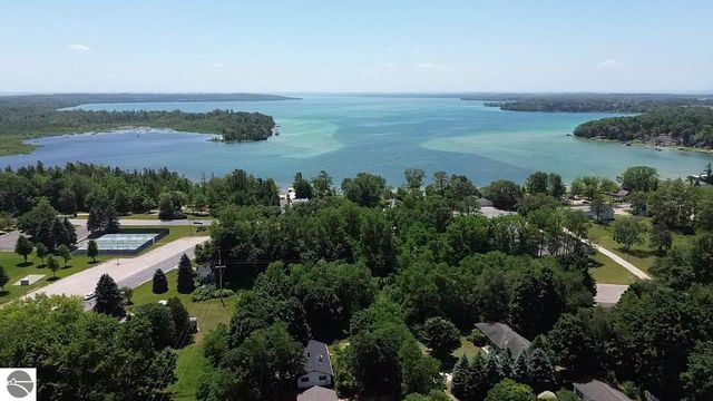 7023 Meadow Brooke Lane, Kewadin, MI 49648