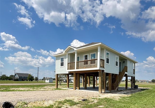 638 Swallow Drive, Palacios, TX 77465